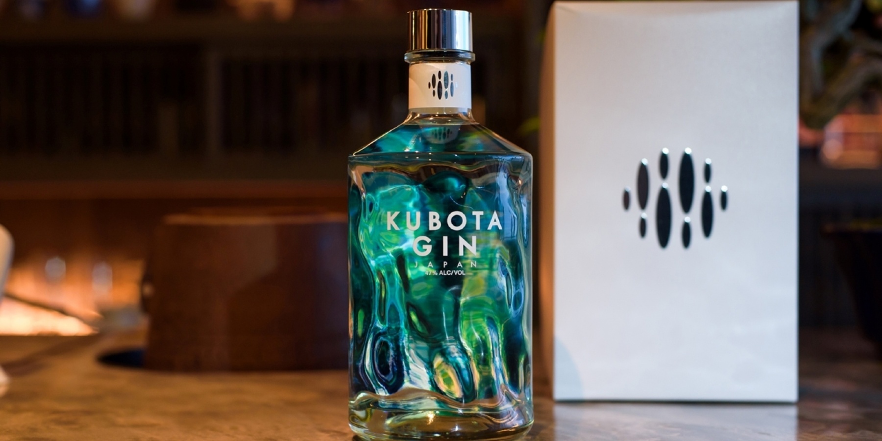 日本酒「久保田」の名を冠した
「KUBOTA GIN」って、どんなジン!?