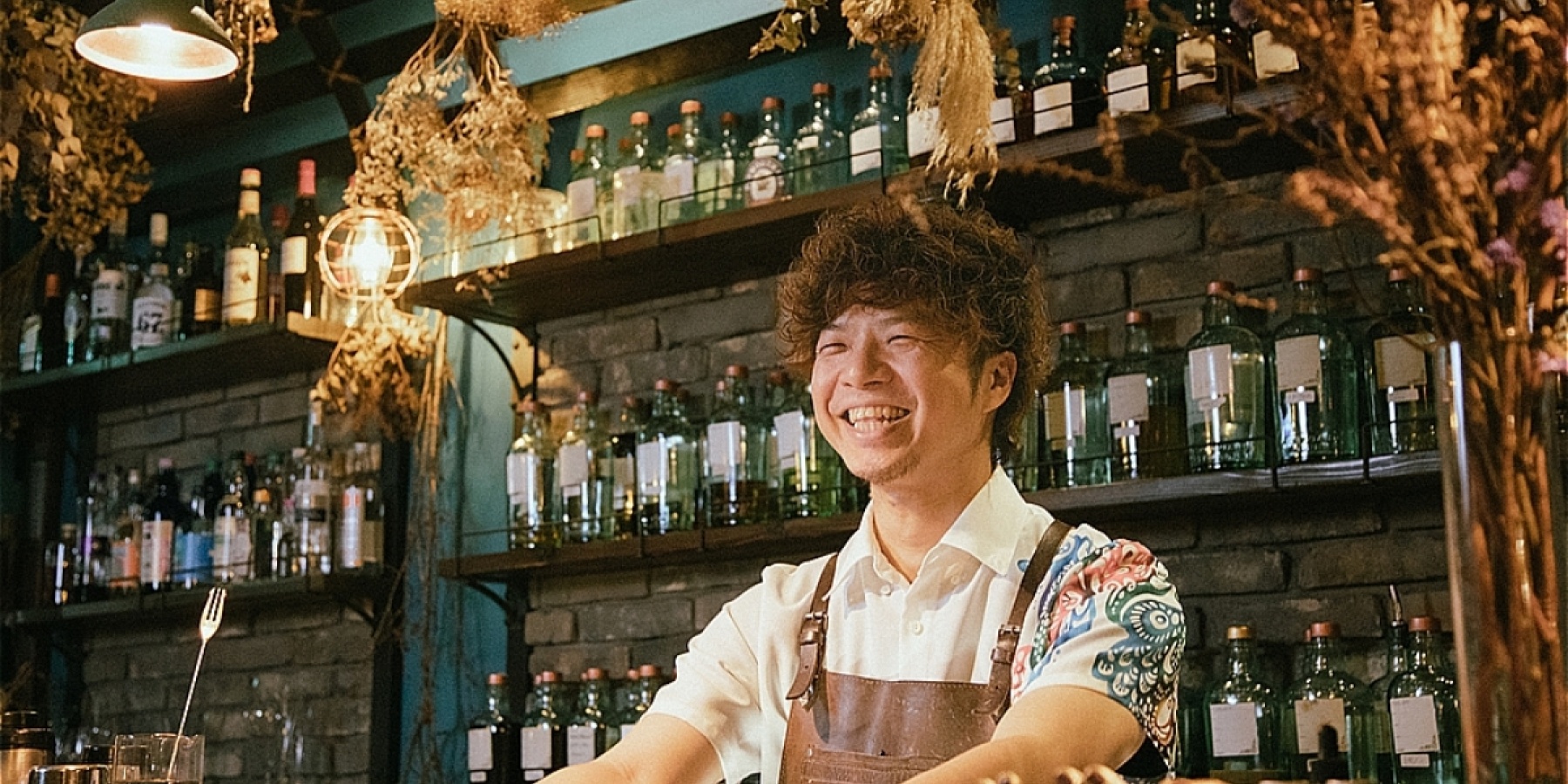Ryukyu Drink LABO:
沖縄産リカー&食材を駆使した
琉球ミクソロジーバー。
<前編>