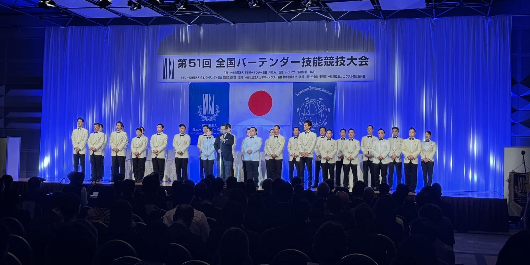第51回 全国バーテンダー技能競技大会
総合優勝は、大阪の鮎川正徳さん!