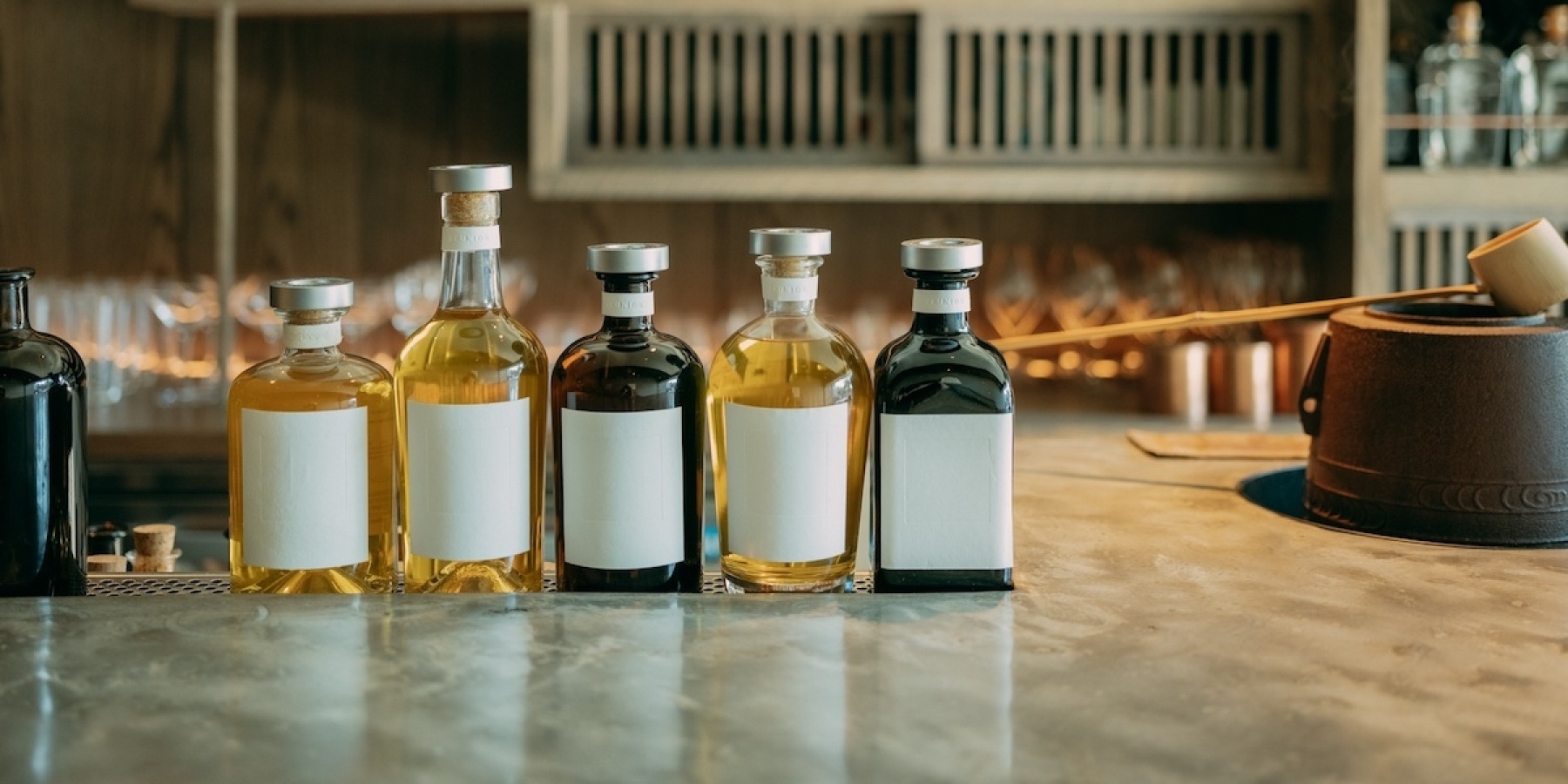 バーから考えるサステナビリティ
「REISHI GIN」が、リユースボトルプロジェクトを始動!
<後編>