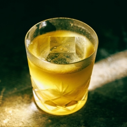 菊とアブサン