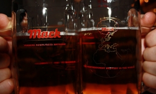 世界最北のビール醸造所、
ノルウェー発「マック」ビール紹介！