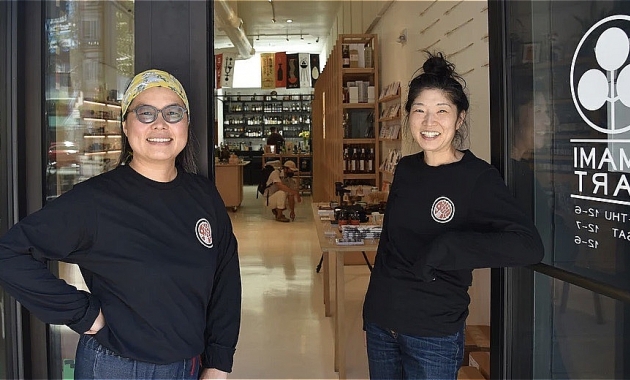 日本のバーツールと酒をアメリカへ！
日系人女性２人の熱い挑戦。

